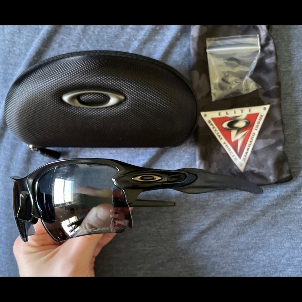 Oakley Flak 2.0 polarized Sunglasses.